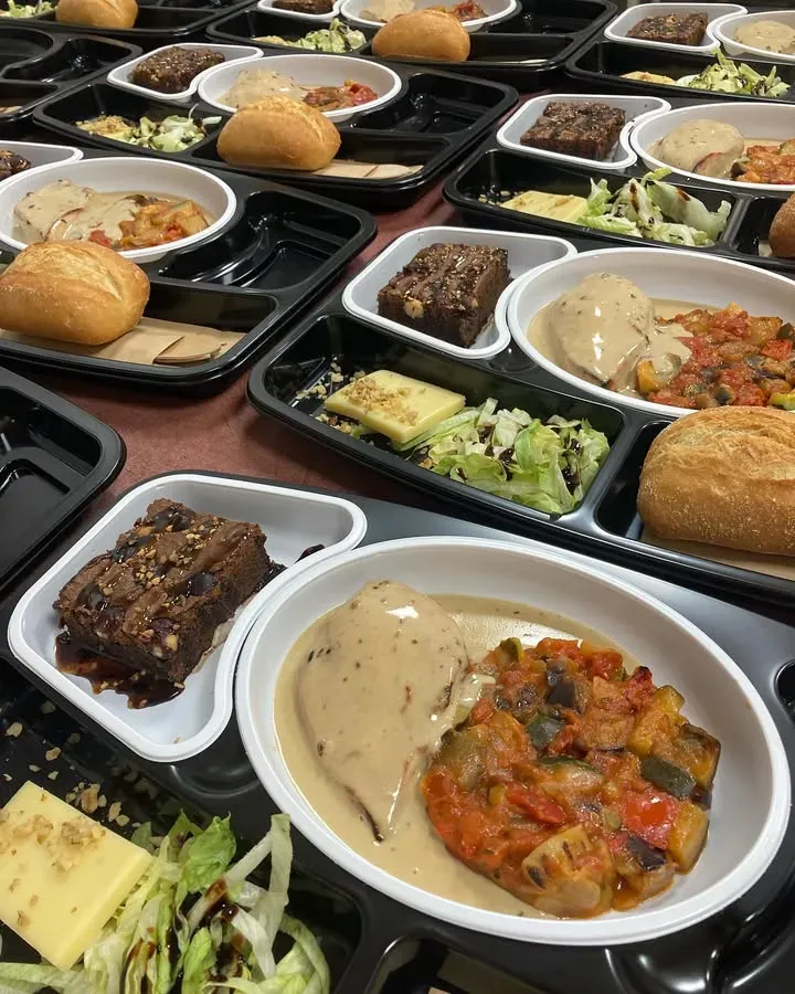 Plateau repas à Heyrieux